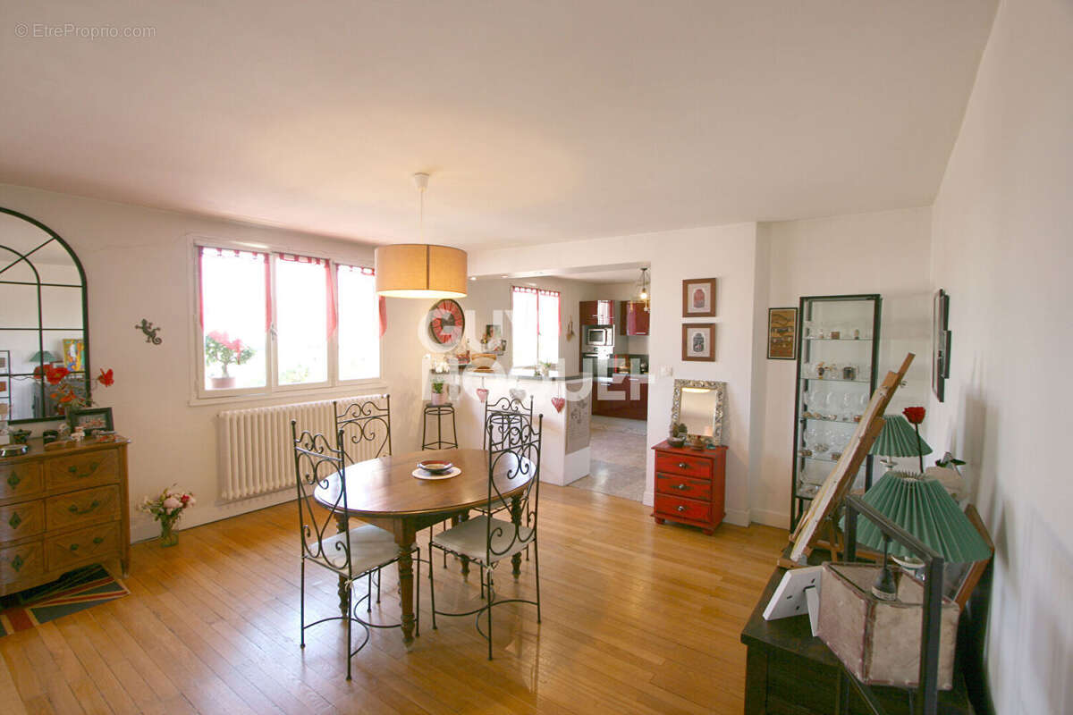 Maison à BOURG-EN-BRESSE