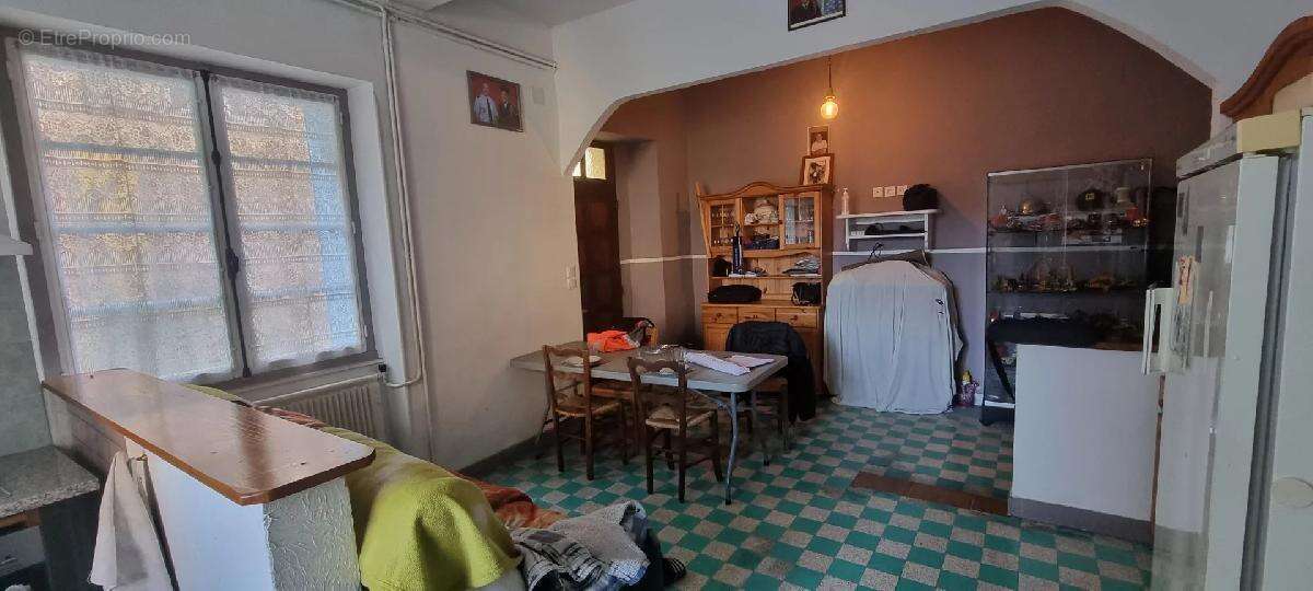 Maison à SARAMON