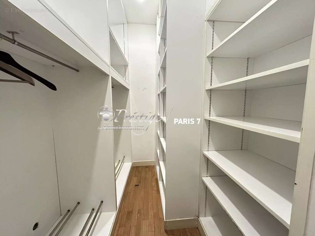 Appartement à PARIS-4E