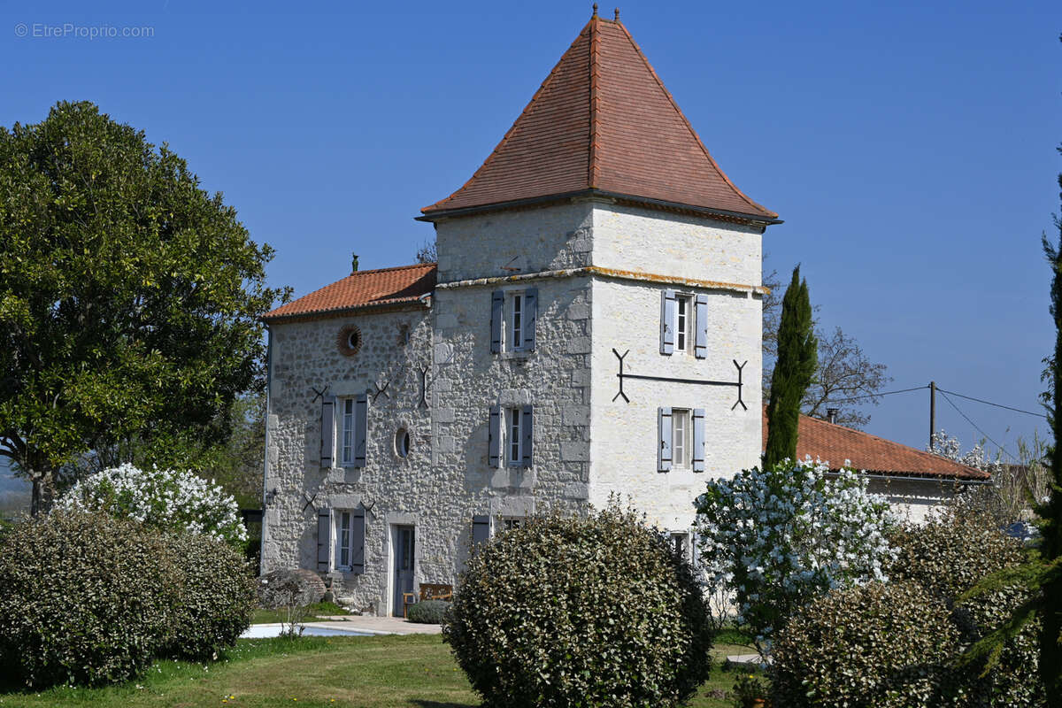 Maison à SAINT-SARDOS