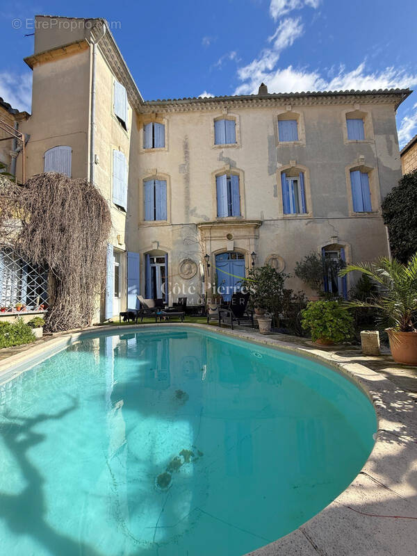 Maison à SAINT-GILLES