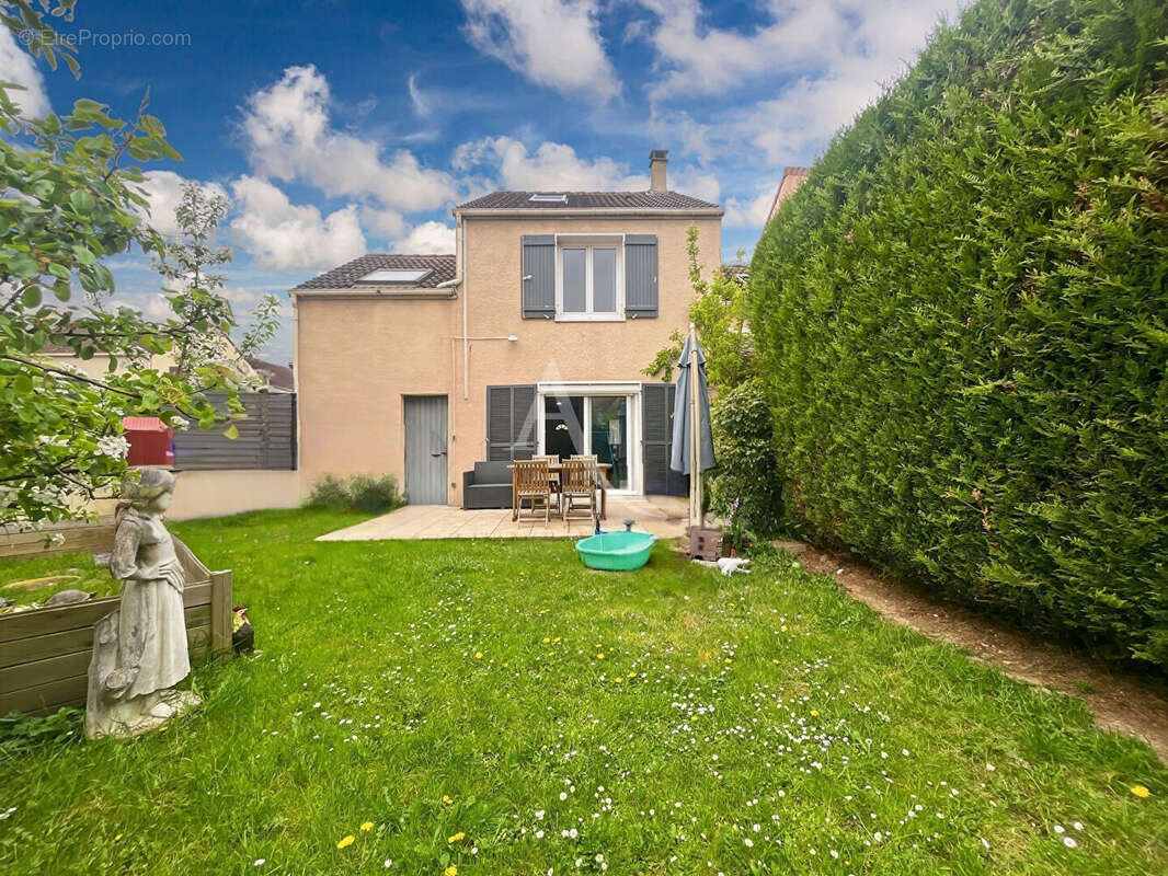 Maison à VAUREAL