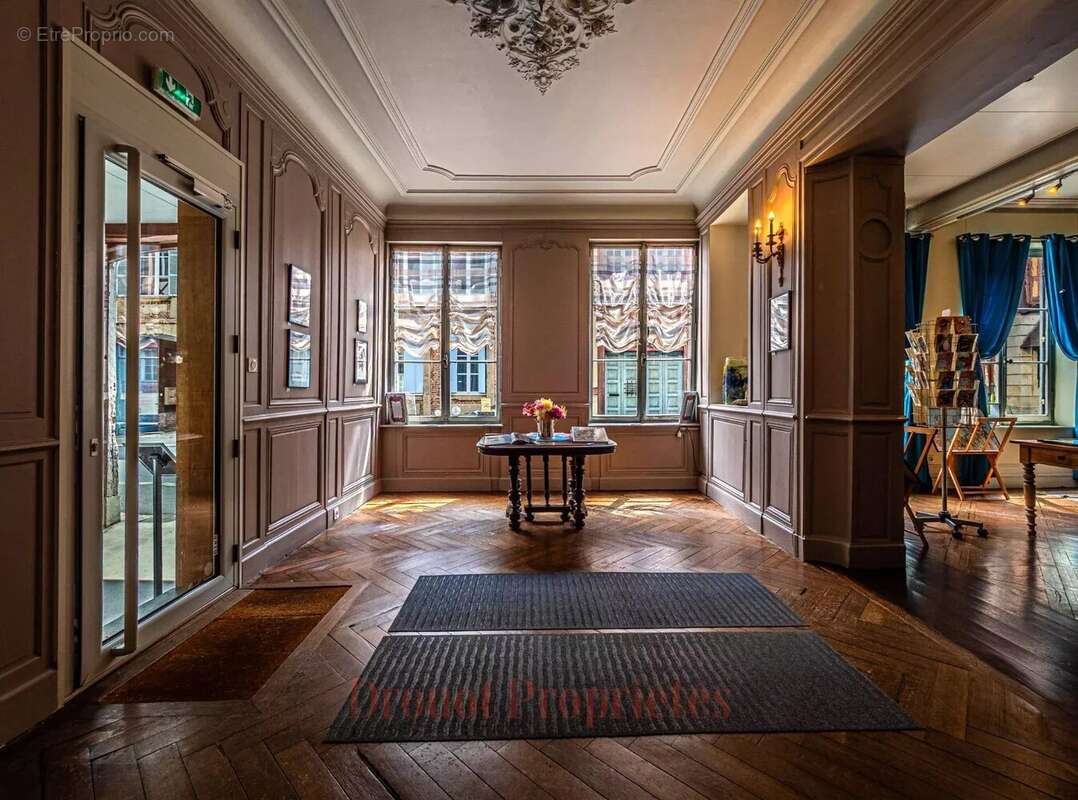 Maison à PONT-L'EVEQUE