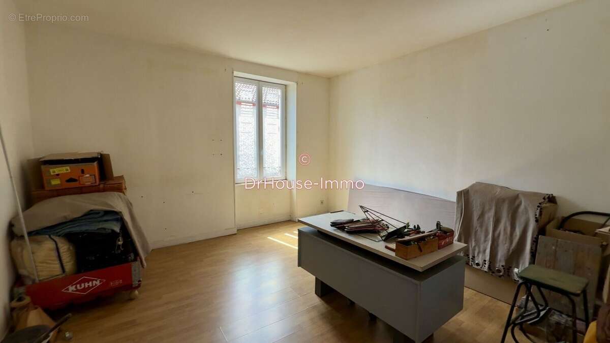 Appartement 84 m² à Puy-L'eveque  - photo 11