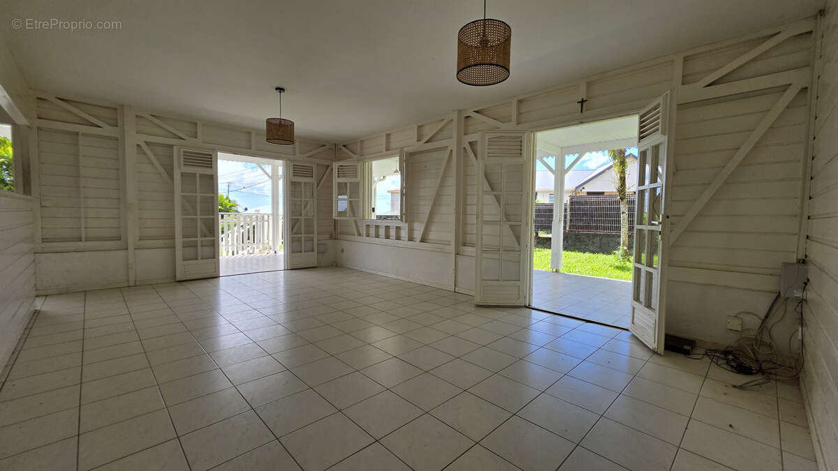 Maison à SAINT-JOSEPH