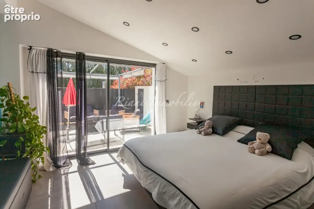 Maison 4 pièces 102 m² à vendre à L'isle-Sur-La-Sorgue (84800) - photo 9