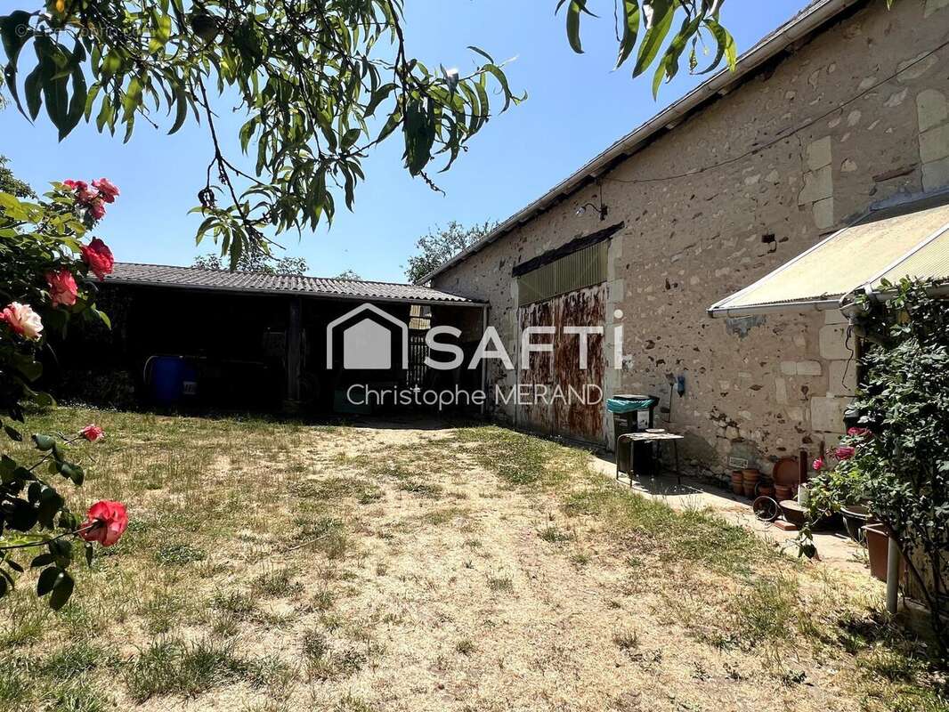 Photo 3 - Maison à OYRE