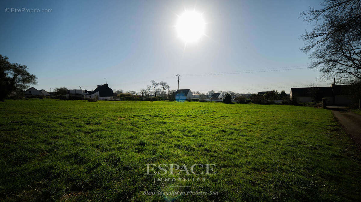 Terrain à CONCARNEAU