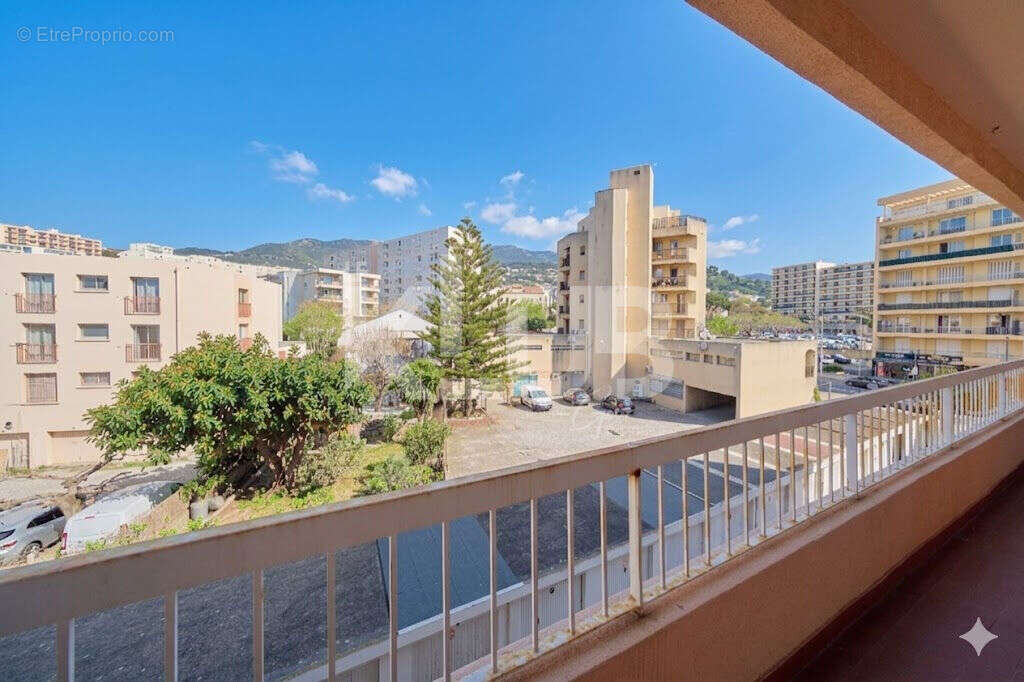 Appartement T3 80 m2 avec vue mer à BASTIA - photo 7