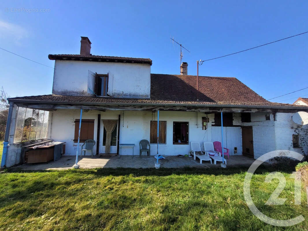Maison 72 m² à Savigny-En-Revermont  - photo 2