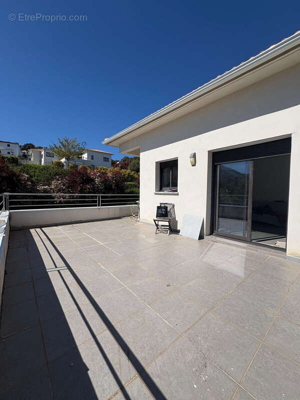 Biguglia Appartement F2 avec terrasse de 31 m2 - photo 3
