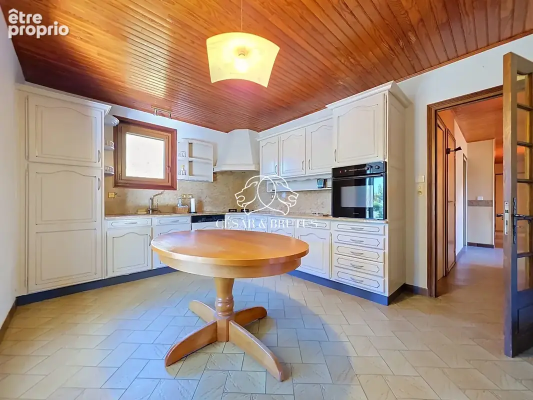 Maison 5 pièces 132 m² à vendre à Saint-Hostien (43260) - photo 7