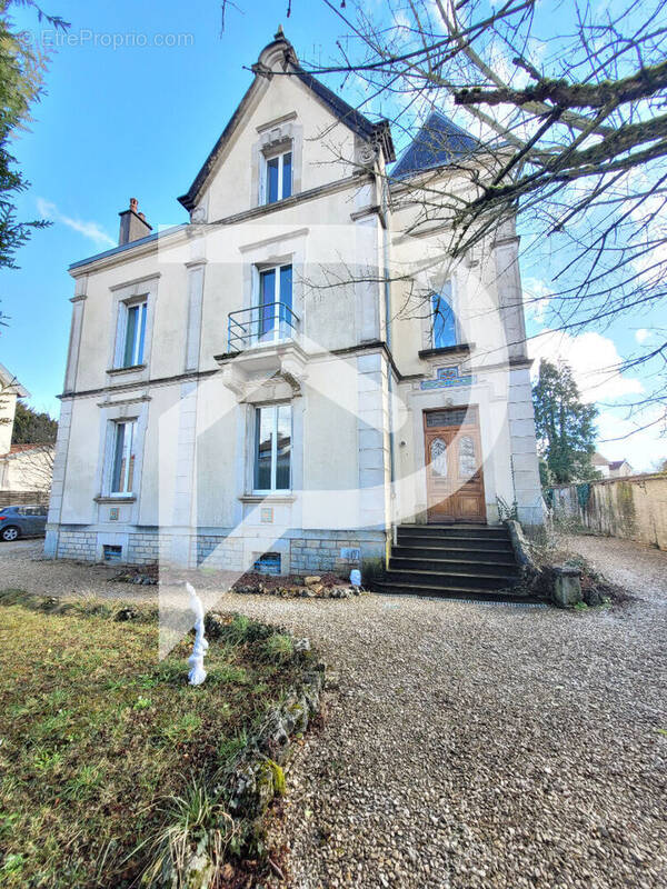 Appartement à CHAUMONT