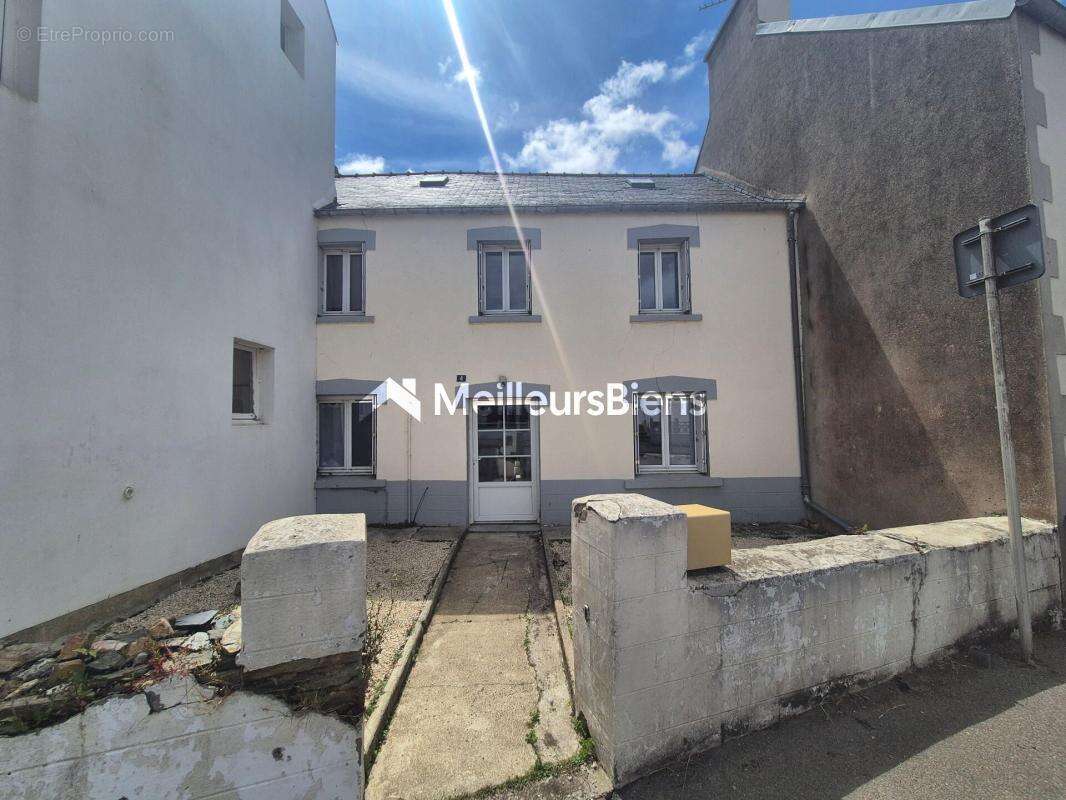 Maison de 80m² centre bourg Taule - photo 13