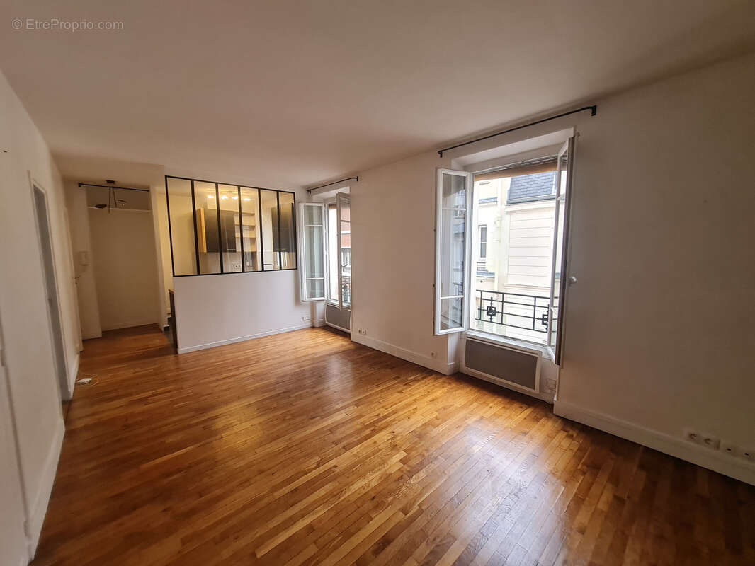 Appartement à PARIS-15E