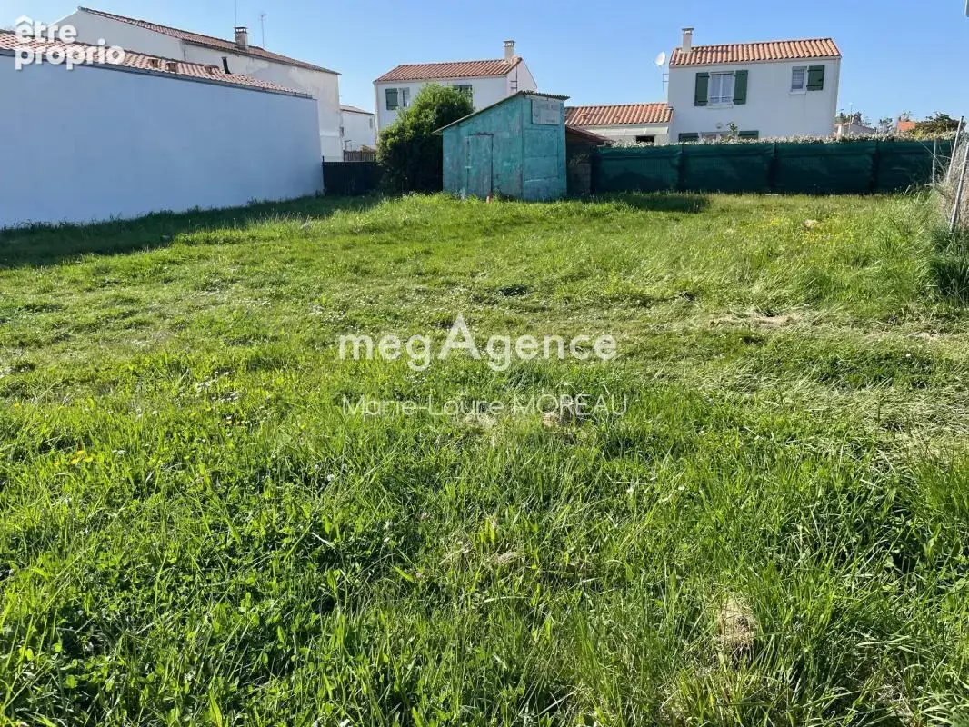 Photo Terrain à Le Grand-Village-Plage au prix de 115 000€