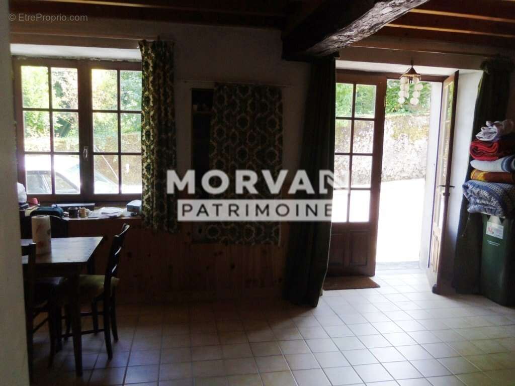 Maison à SAINT-SAULGE