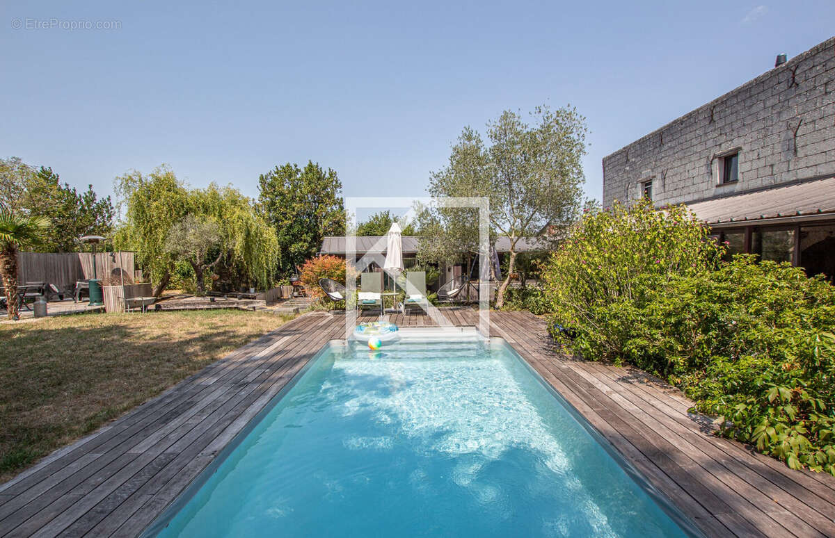 Maison à BOUCHEMAINE