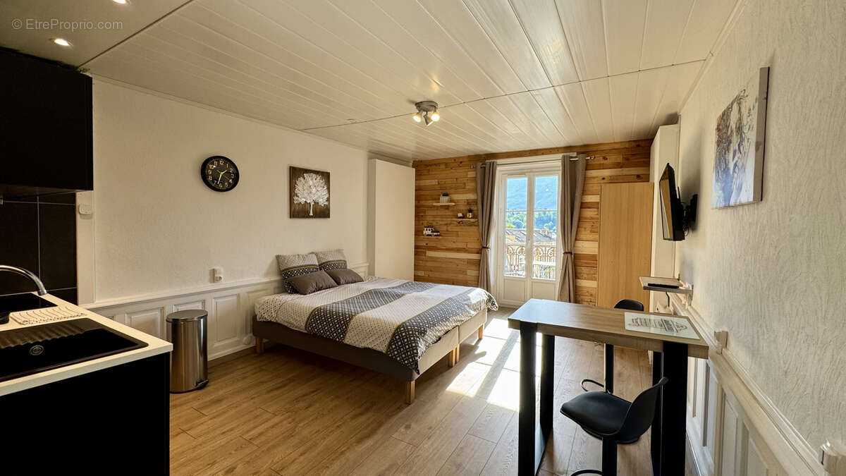 Appartement à AIX-LES-BAINS