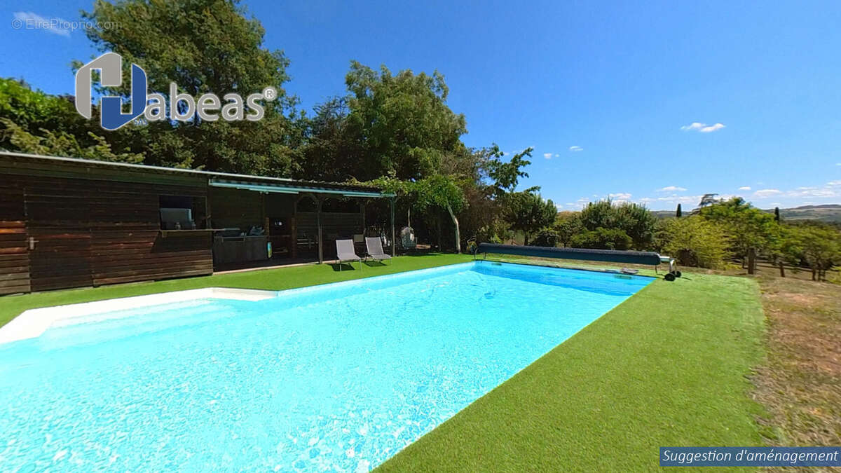 À 45 min de Lyon – Maison d’architecte unique de 330m², 6 chambres, avec piscine 10x5 au cœur de 5 800 m² de parc arboré - photo 3