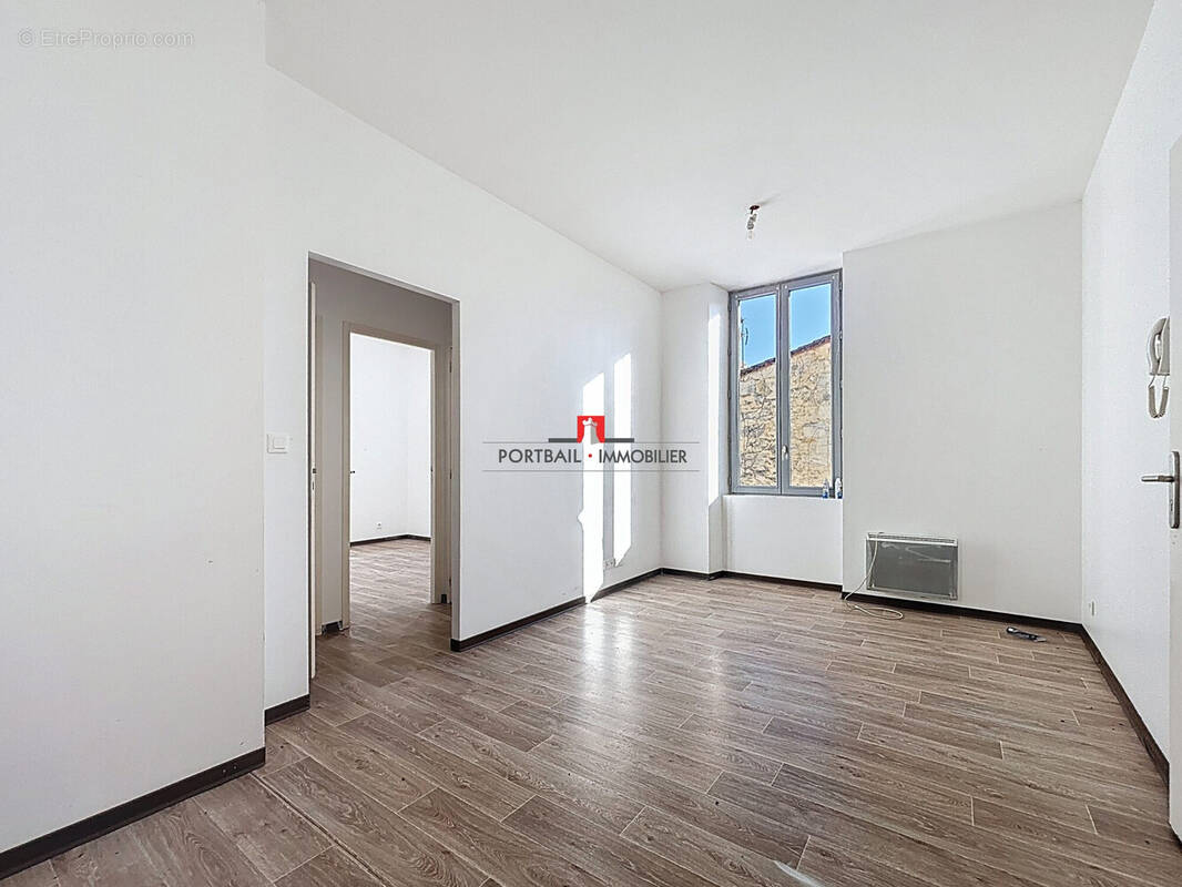 Appartement à BLAYE