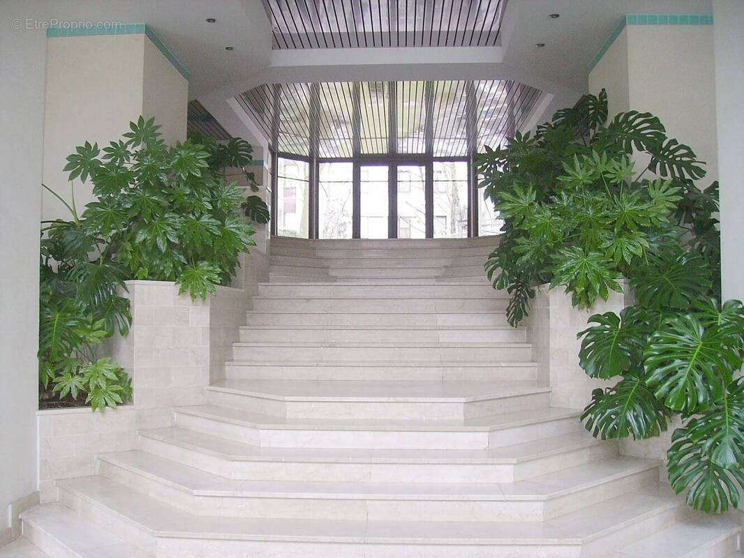 Appartement à MONTIGNY-LE-BRETONNEUX