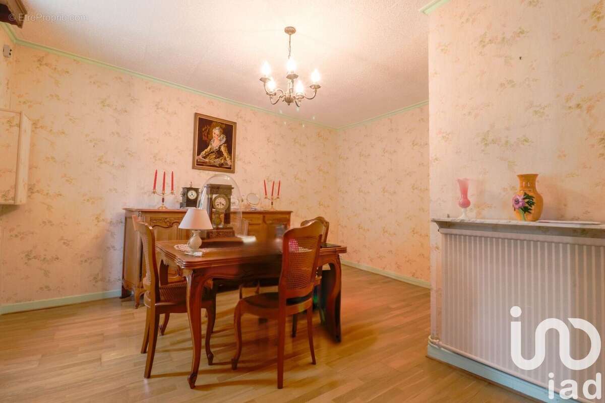 Photo 2 - Maison à SAULX-LES-CHARTREUX