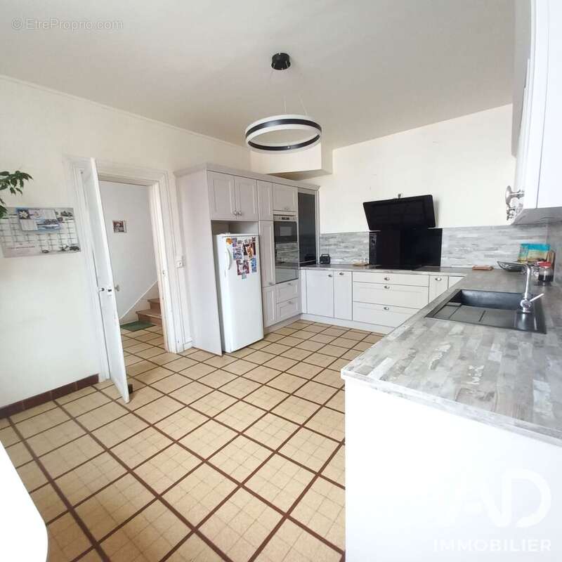 Maison 110 m² à Saacy-Sur-Marne  - photo 5