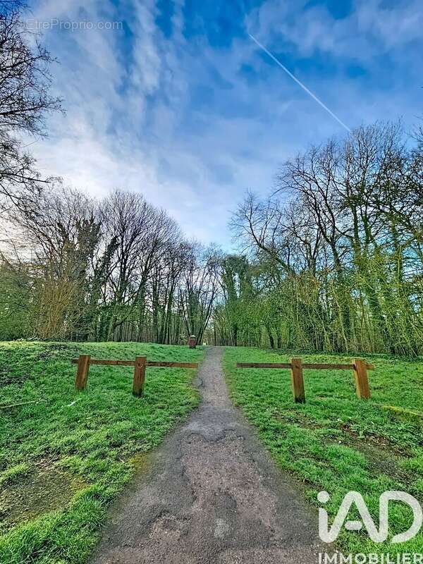 Photo 8 - Appartement à CHAMPS-SUR-MARNE