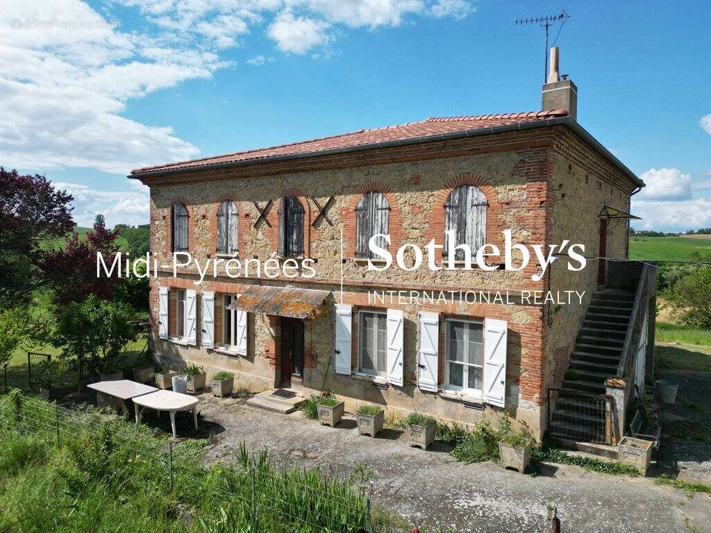 Maison à VERFEIL