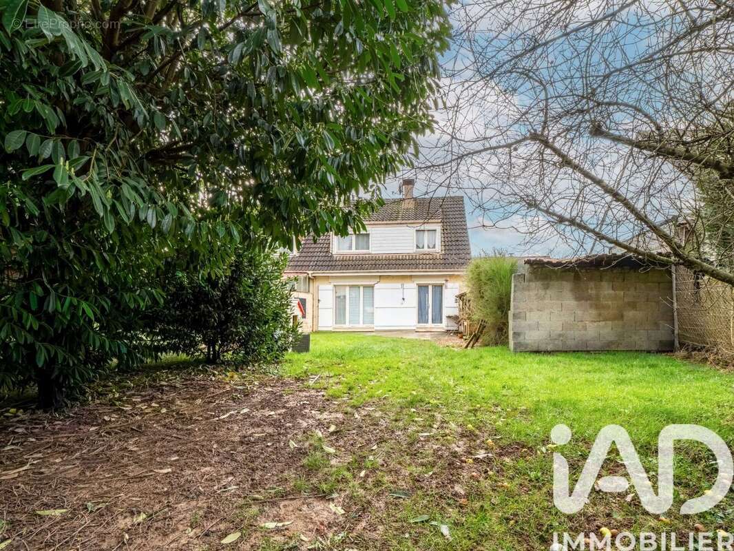 Photo 1 - Maison à MOUSSY-LE-NEUF