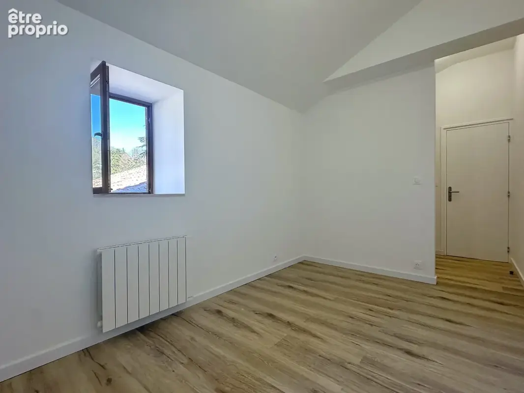 Appartement 4 pièces 87 m² à vendre à Beaujeu (69430) - photo 7