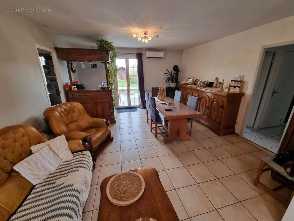 Maison à MORTCERF