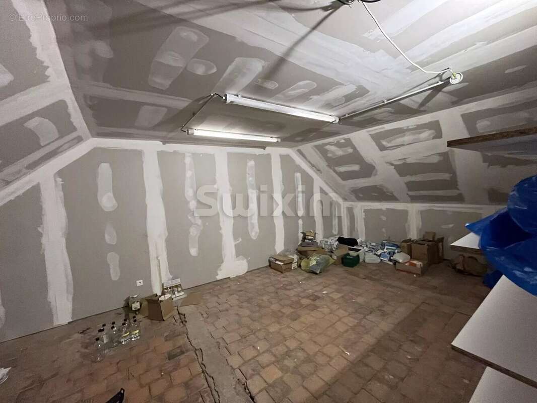 Maison à OUROUX-EN-MORVAN