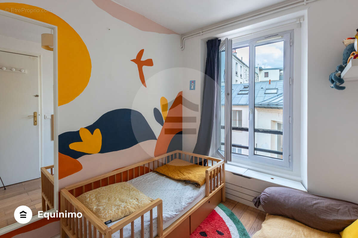 Appartement à PARIS-10E