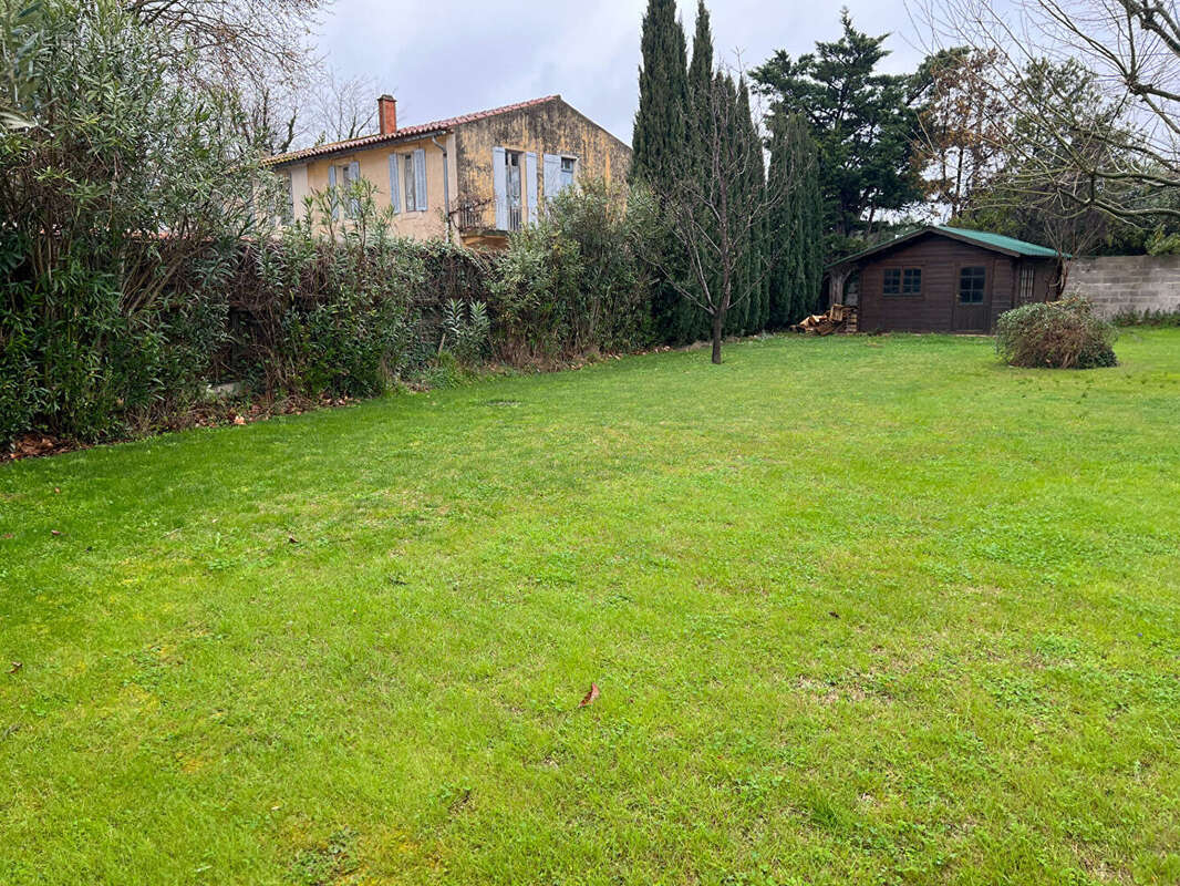 Terrain Constructible Istres - photo 17