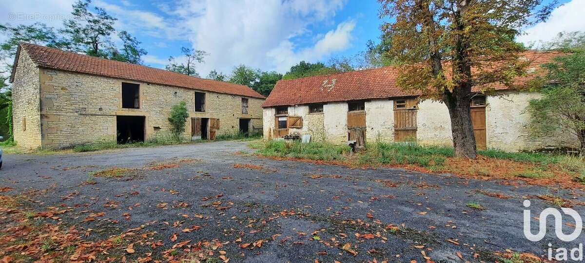 Photo 2 - Maison à PARISOT