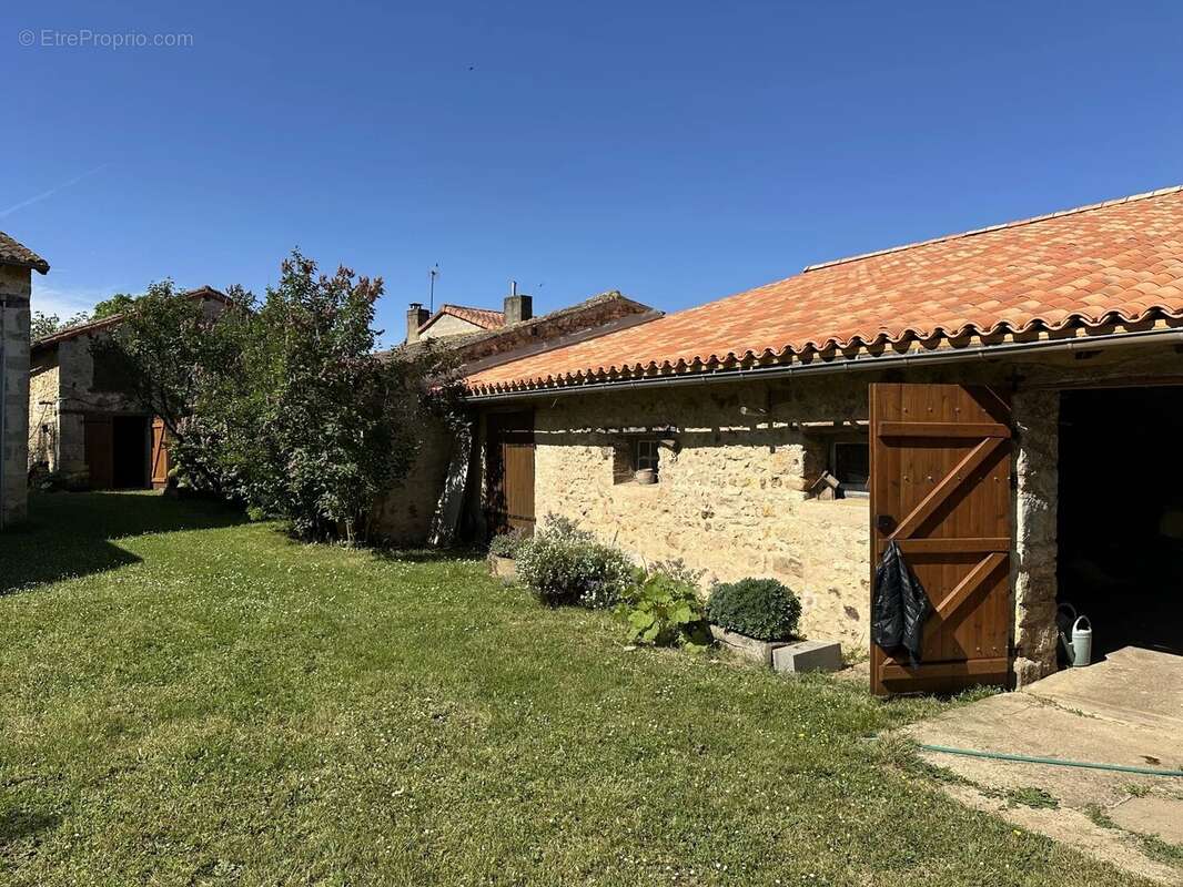 Maison à Vivonne  - photo 4