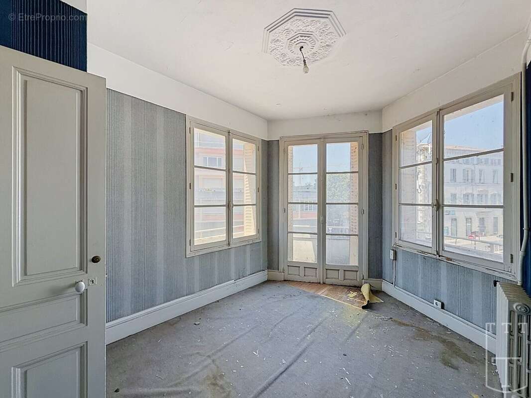 Appartement à AUBENAS