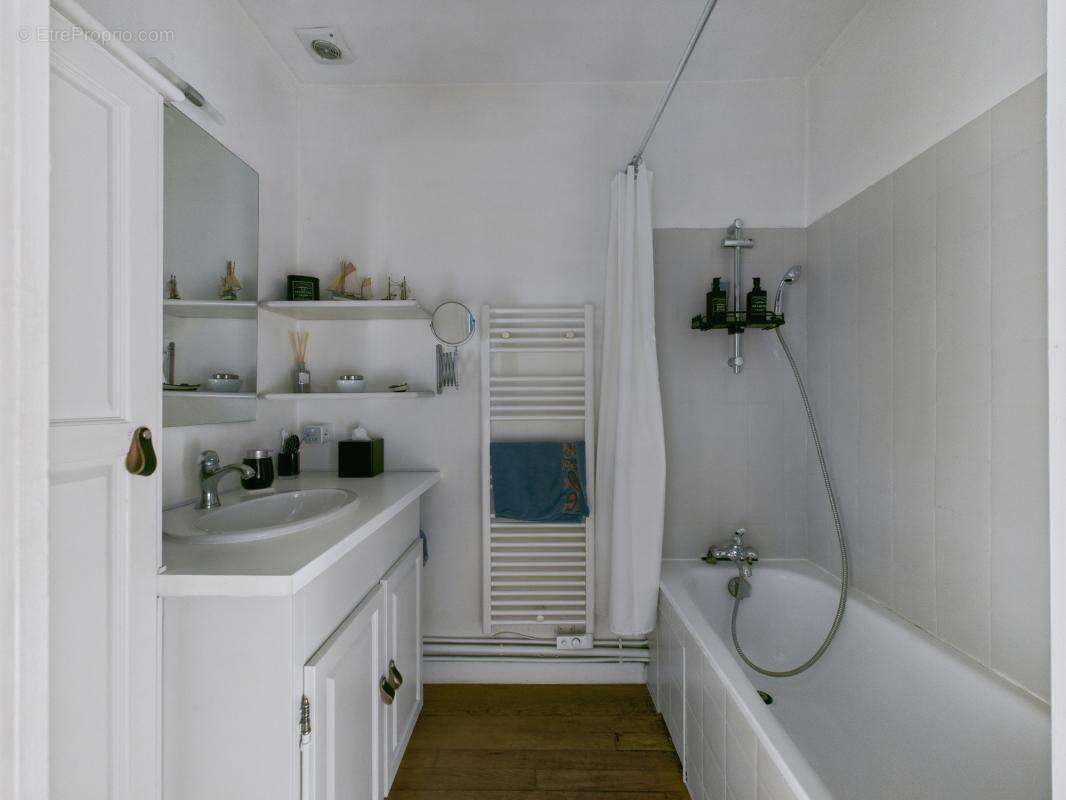 Appartement à SAINT-MAUR-DES-FOSSES