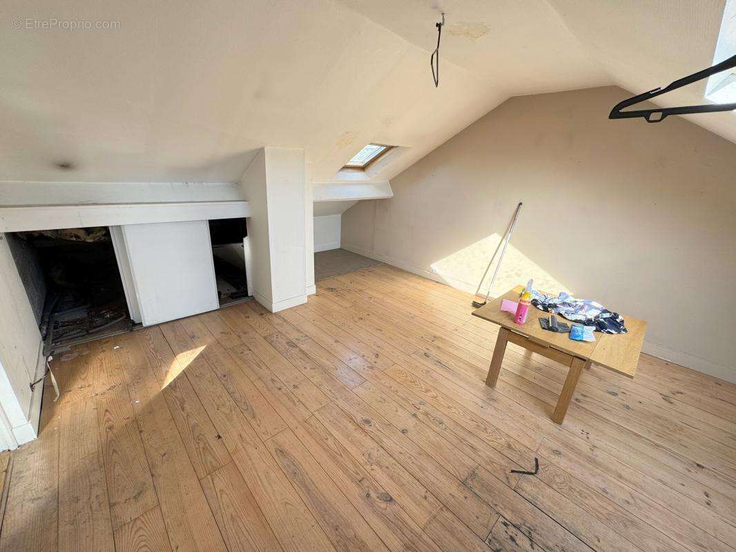 Maison à LE BLANC-MESNIL