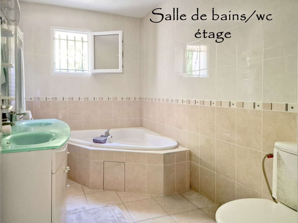 Maison à SAINT-CLAIR-DU-RHONE
