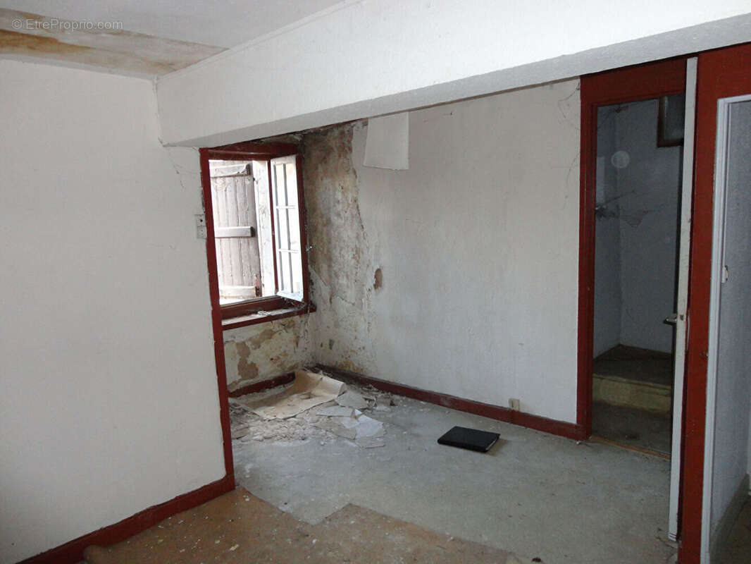 Maison à SAINT-MARTIN-D&#039;ESTREAUX