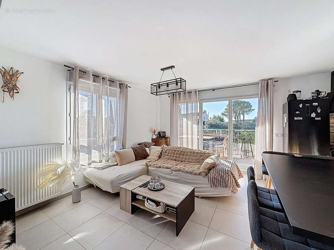 Photo 4 - Appartement à PUGET-SUR-ARGENS