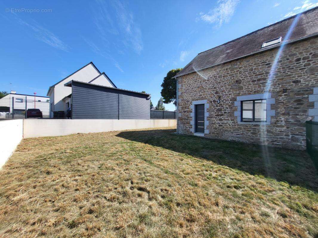 Maison à SENS-DE-BRETAGNE