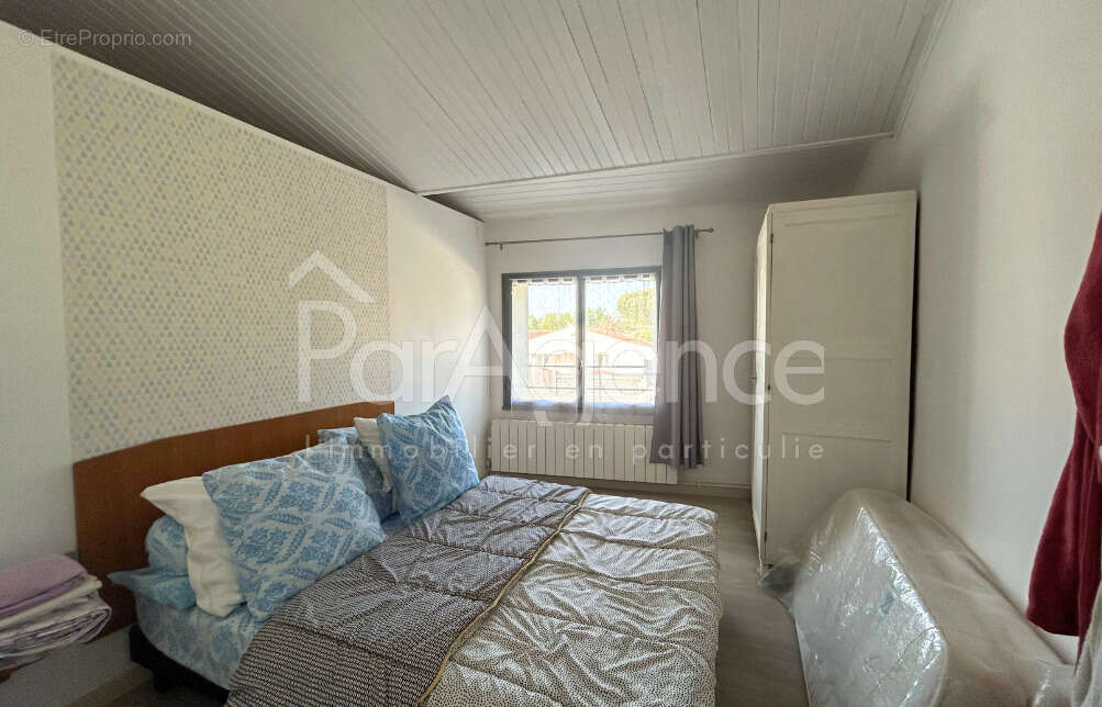 Maison à SAINT-JUST-LUZAC