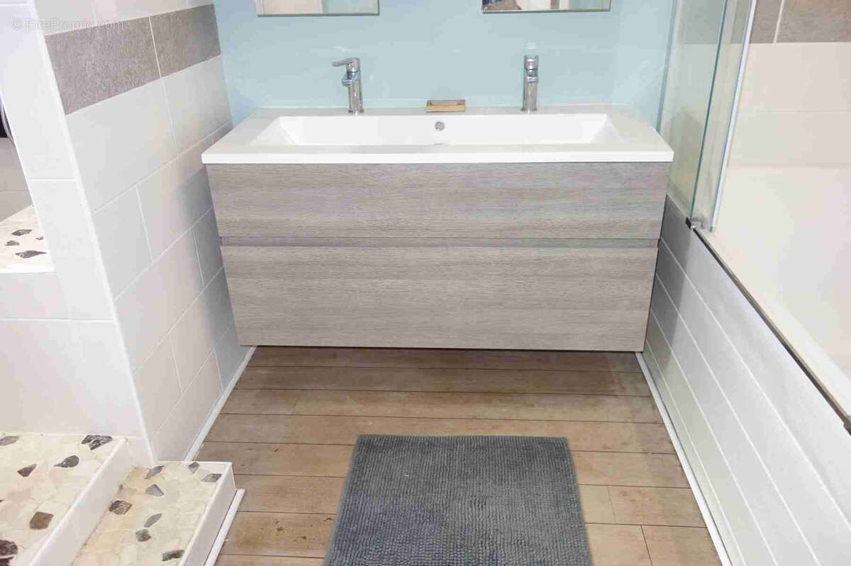 Maison à SAINT-PALAIS