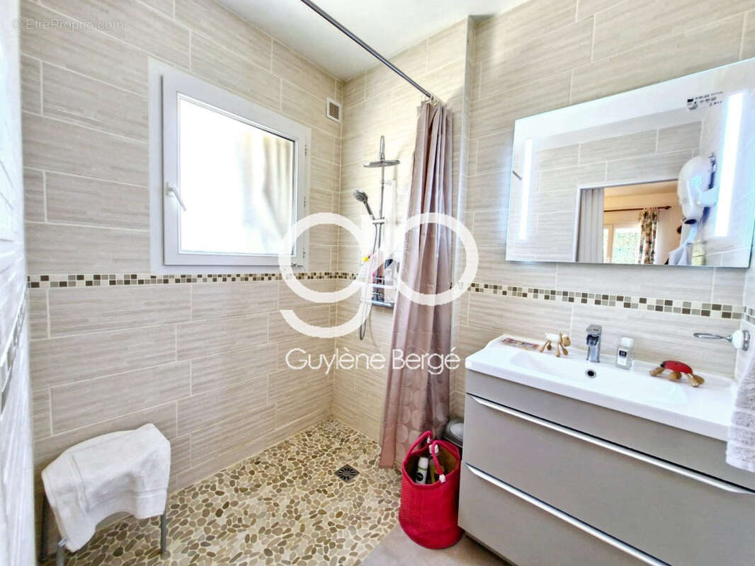 Maison à SAINT-DREZERY