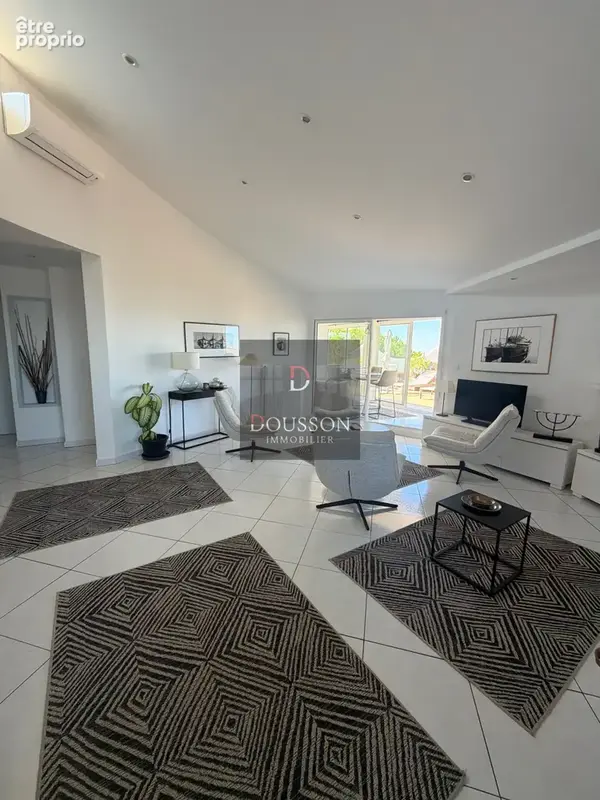 Exclusivité   Appartement P4 avec vue mer avec terrasse 105 m2 PARKING ET DOUBLE GARAGE - photo 5