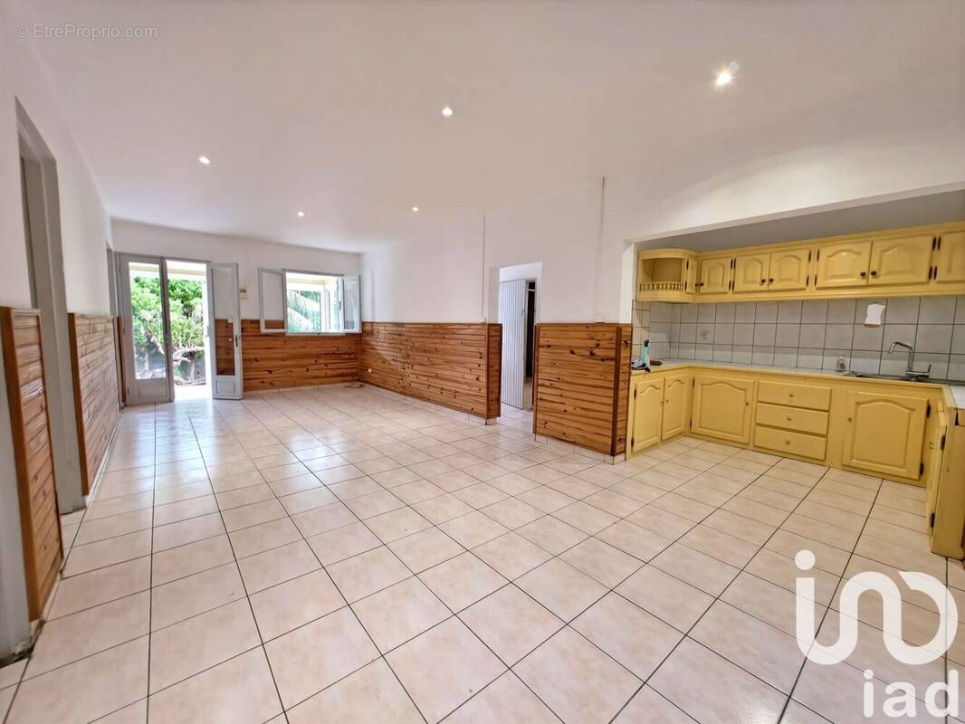 Photo 1 - Maison à LE PORT